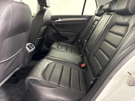 2019-Volkswagen-Golf-VII-14-TSI-Comfortline-Auto_3