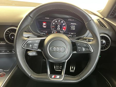 2021-Audi-TT-S-Coupe-quattro-Auto-228kW_10