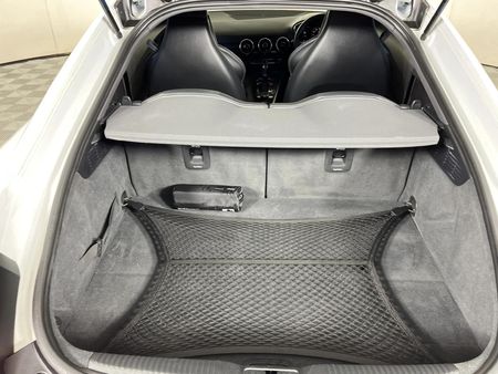2021-Audi-TT-S-Coupe-quattro-Auto-228kW_12