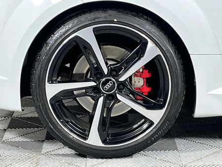 2021-Audi-TT-S-Coupe-quattro-Auto-228kW_6