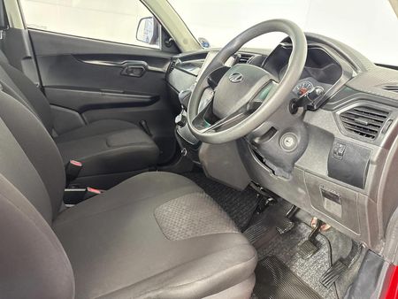 2022-Mahindra-KUV-100-12-K2-Dare_9