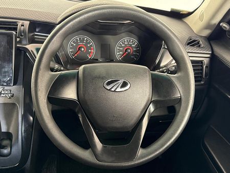 2022-Mahindra-KUV-100-12-K2-Dare_11