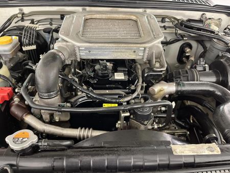 2019-Nissan-NP300-25-TDi-4x4-Double-Cab_12