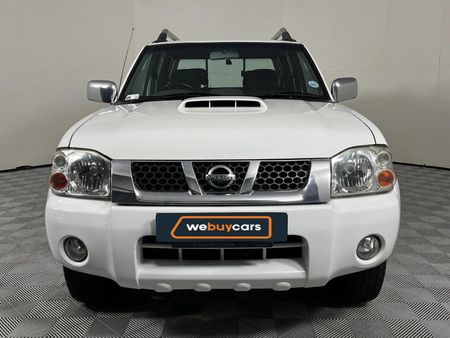 2019-Nissan-NP300-25-TDi-4x4-Double-Cab_13