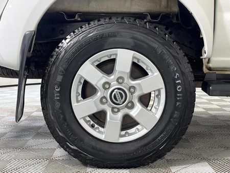 2019-Nissan-NP300-25-TDi-4x4-Double-Cab_7