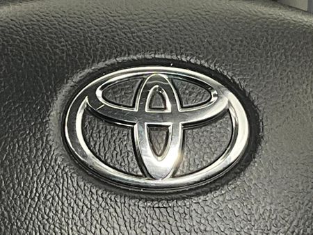 2021-Toyota-Corolla-Quest-18-Prestige-Auto_11