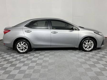 2021-Toyota-Corolla-Quest-18-Prestige-Auto_17
