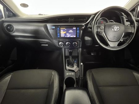 2021-Toyota-Corolla-Quest-18-Prestige-Auto_1