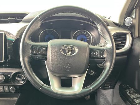2017-Toyota-Hilux-28-GD-6-Raider-4x4-Double-Cab-Auto_11