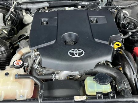 2017-Toyota-Hilux-28-GD-6-Raider-4x4-Double-Cab-Auto_12