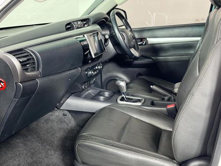 2017-Toyota-Hilux-28-GD-6-Raider-4x4-Double-Cab-Auto_8