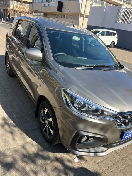 2022-Suzuki-Ertiga-15-GL_13