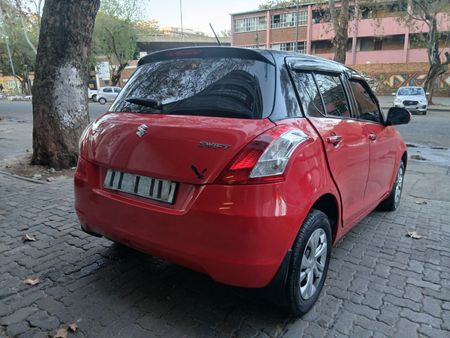 2018-Suzuki-Swift-12-GL_8