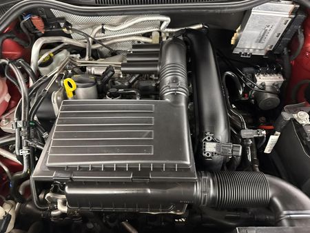 2015-Volkswagen-Polo-12-TSI-Highline-Auto-81kW_13