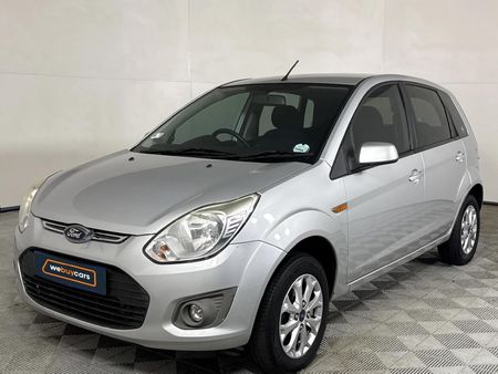 2014-Ford-Figo-14-Trend_0