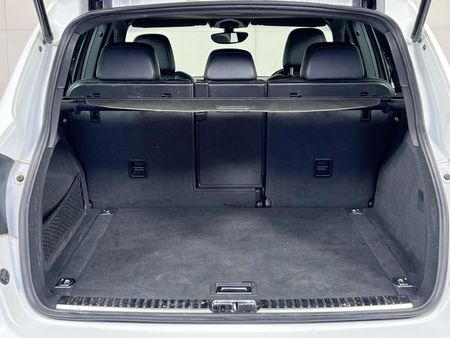 2012-Porsche-Cayenne-Diesel-Auto_14
