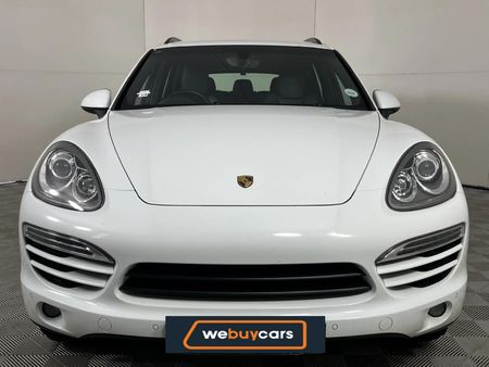 2012-Porsche-Cayenne-Diesel-Auto_15