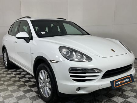 2012-Porsche-Cayenne-Diesel-Auto_16