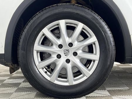 2012-Porsche-Cayenne-Diesel-Auto_4