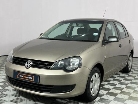 2014-Volkswagen-Polo-Vivo-14-Trendline-Auto_0