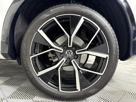 2025-Volkswagen-Tiguan-20TDI-R-Line-4Motion_6