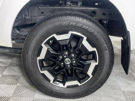 2023-Nissan-Navara-25-DDTi-LE-Plus-Auto-Double-Cab_6