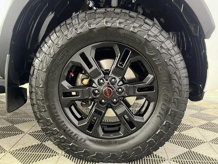 2025-Nissan-Navara-25-DDTi-PRO-2X-Auto-Double-Cab_5