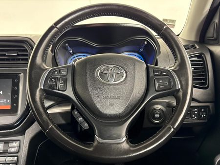 2021-Toyota-Urban-Cruiser-15-Xr_12