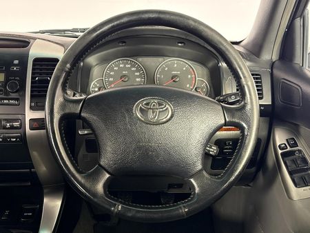 2004-Toyota-Land-Cruiser-Prado-30-TDI-GX-5-dr_12