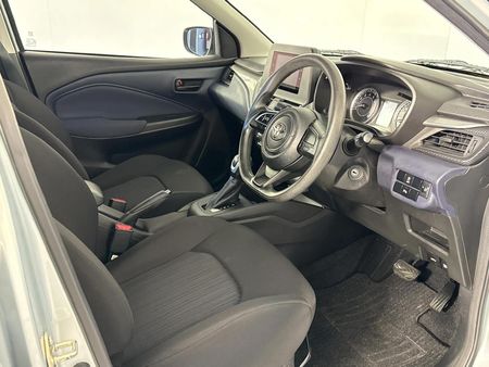 2023-Toyota-Starlet-15-XS-Auto_9