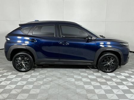 2024-Toyota-Starlet-Cross-15XS-Auto_16