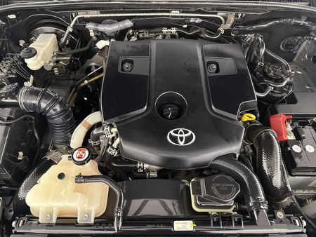 2022-Toyota-Hilux-24-GD-6-Raised-Body-Raider-Extended-Cab_12