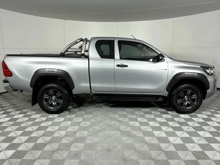2022-Toyota-Hilux-24-GD-6-Raised-Body-Raider-Extended-Cab_16