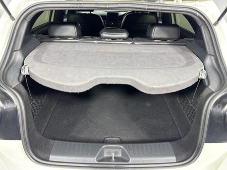 2015-Mercedes-Benz-A-Class-A-200-BE-Auto_14