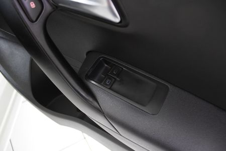2022-Volkswagen-Polo-Vivo-14-Trendline-5-dr_11