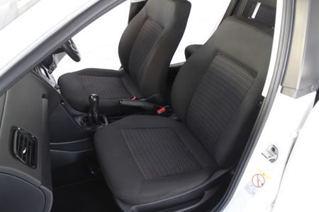 2022-Volkswagen-Polo-Vivo-14-Trendline-5-dr_19