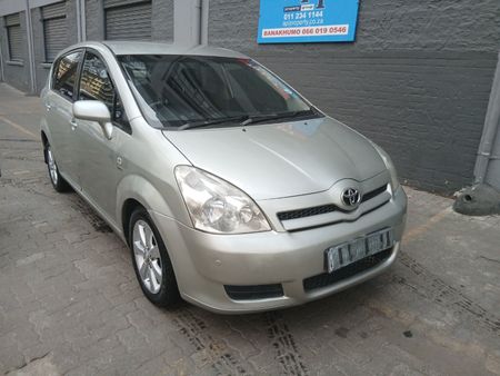 2006-Toyota-Verso-160_0