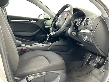 2017-Audi-A3-Sedan-14-TFSI-Auto-35-TFSI_9