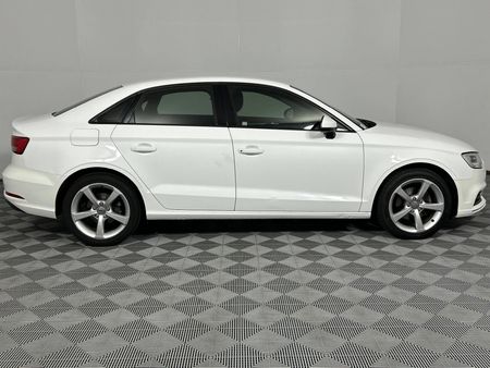 2017-Audi-A3-Sedan-14-TFSI-Auto-35-TFSI_17