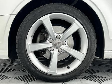2017-Audi-A3-Sedan-14-TFSI-Auto-35-TFSI_4