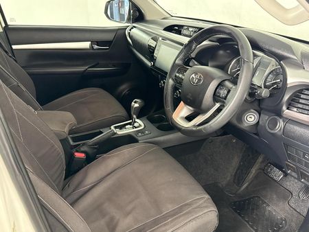 2021-Toyota-Hilux-28-GD-6-Raised-Body-Raider-Auto-Double-Cab_7