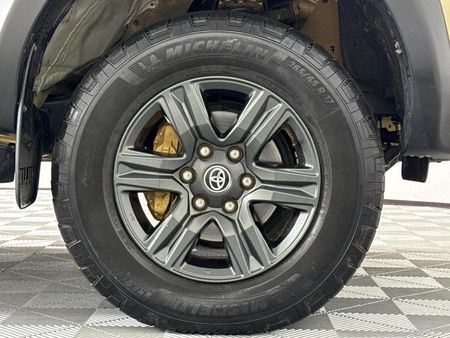 2022-Toyota-Hilux-24-GD-6-Raised-Body-Raider-Auto-Extended-Cab_4
