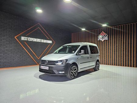 2020-Volkswagen-Caddy-4-CrewBus-16i-7-seat_0