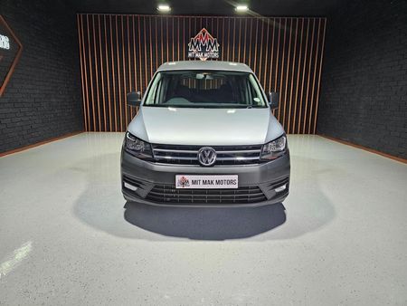 2020-Volkswagen-Caddy-4-CrewBus-16i-7-seat_1
