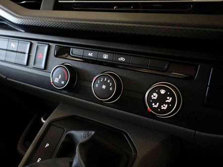 2023-Volkswagen-Kombi-T61-20-TDI-110kW-Auto-Trendline_13