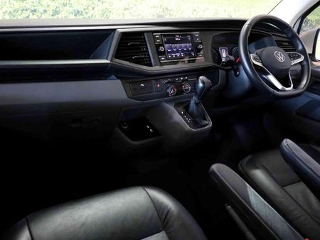 2023-Volkswagen-Kombi-T61-20-TDI-110kW-Auto-Trendline_15