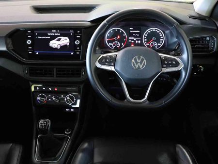 2024-Volkswagen-T-Cross-10-TSI-Comfortline_9