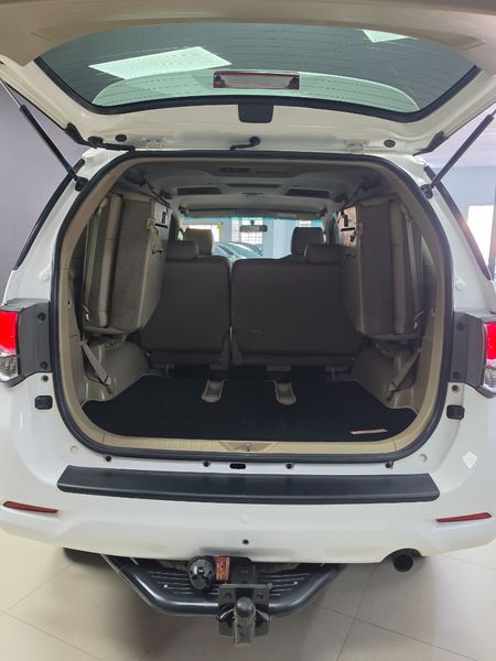 2013-Toyota-Fortuner-30-D-4D-4x4_12