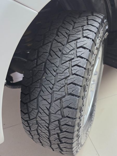 2013-Toyota-Fortuner-30-D-4D-4x4_21