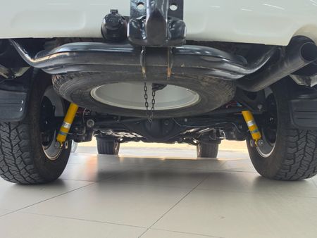 2013-Toyota-Fortuner-30-D-4D-4x4_24